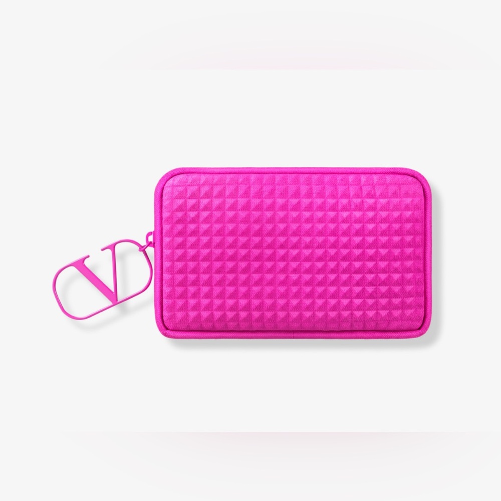 EARLY SALE!!!Valentino Small Pounch